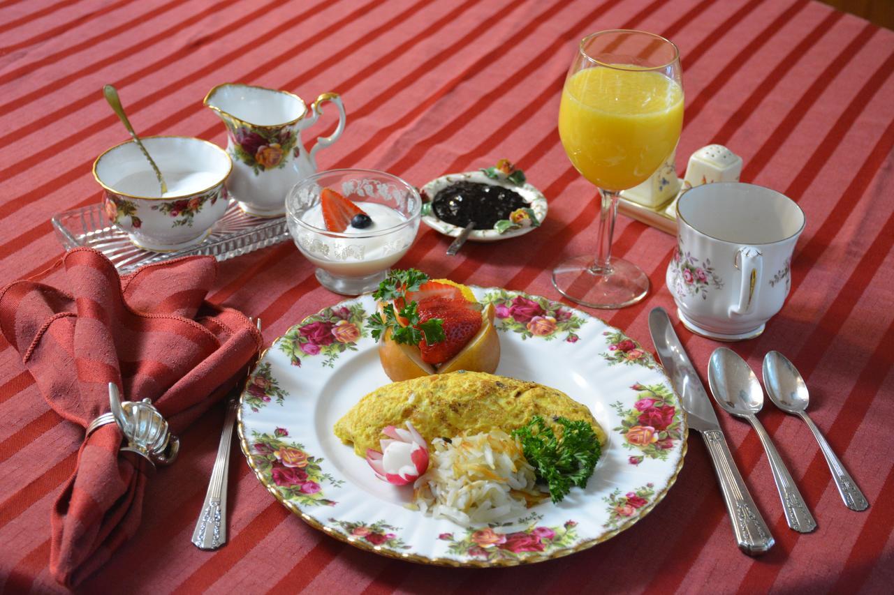 Tea Cozy Bed & Breakfast Qualicum Beach Exterior foto